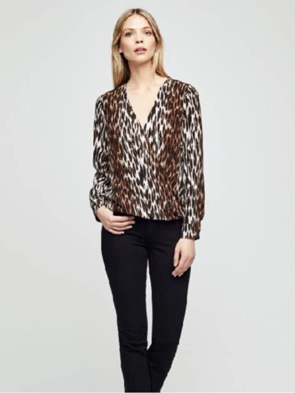 L'AGENCE. Kyla Silk Leopard Print Faux Wrap Blouse. Size Small.